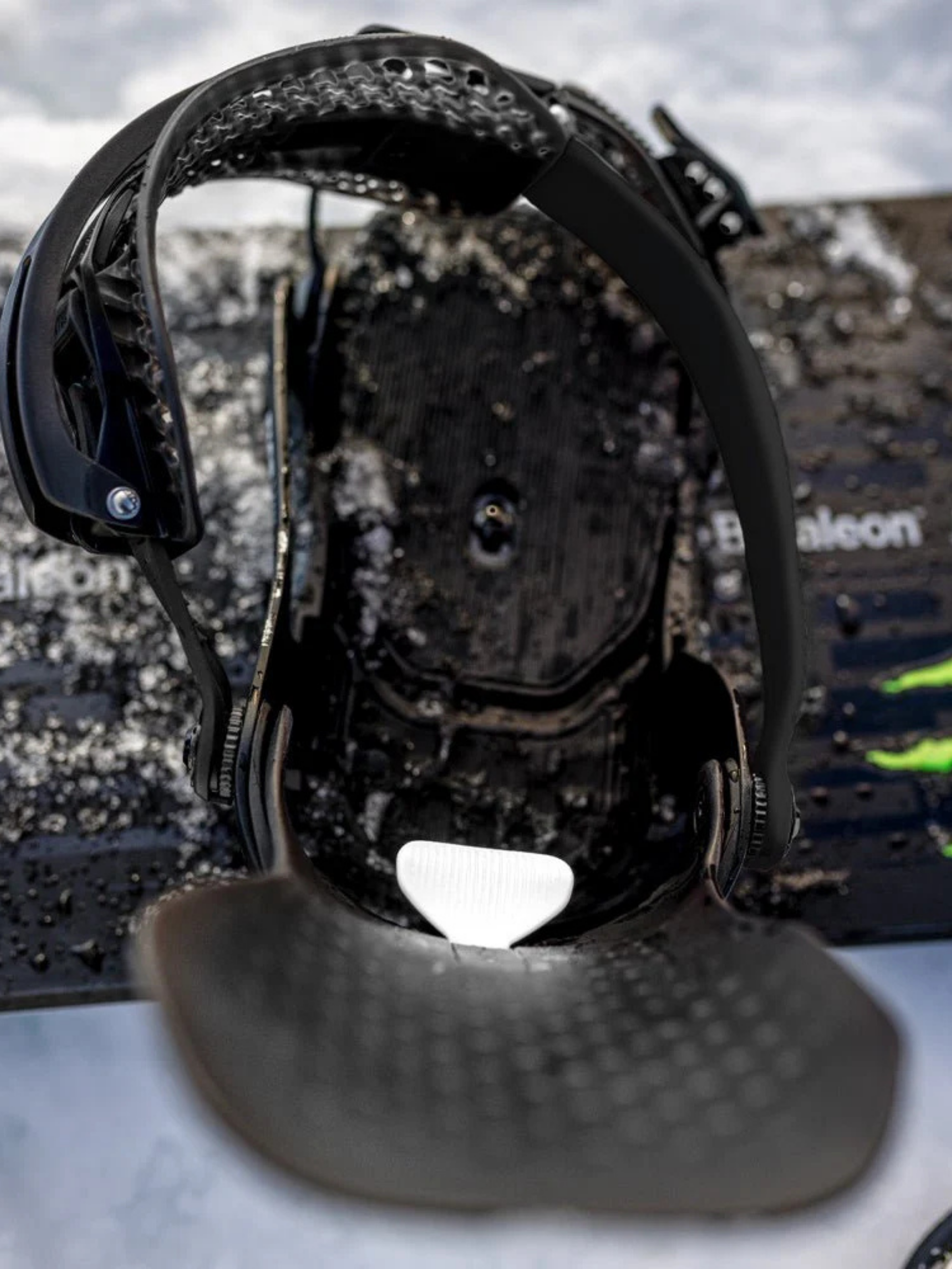 Bataleon Blaster AsymWrap™ FASE® Snowboard-Bindung | Black