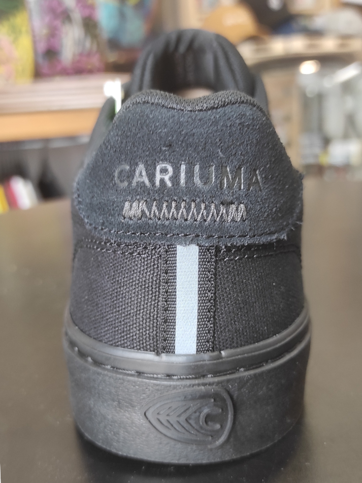 Cariuma Naioca Pro Skate All Black Suede and Canvas | Calzado | Cariuma | Zapatillas | surfdevils.com
