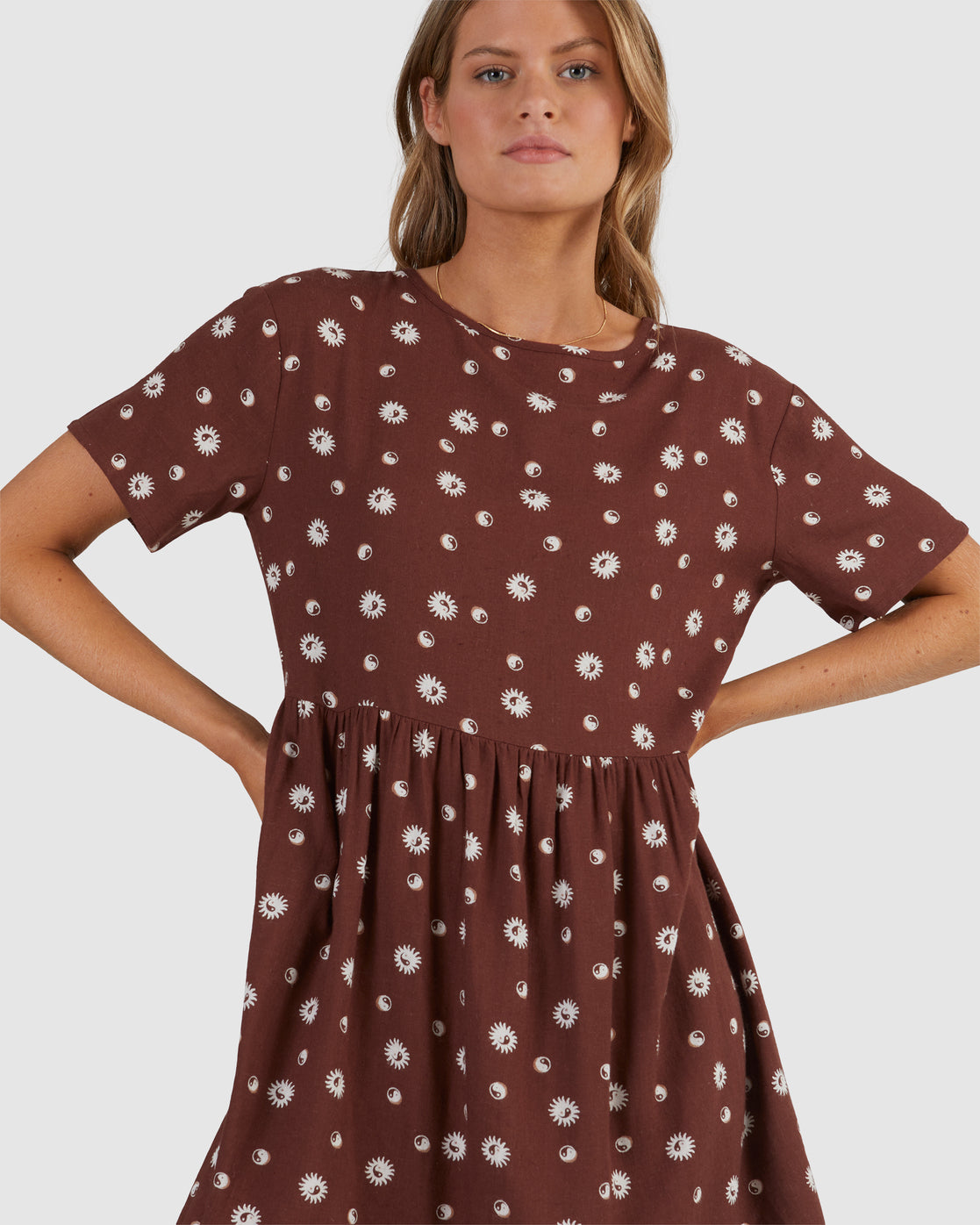 Vestido Rvca Balance Act Cappuccino