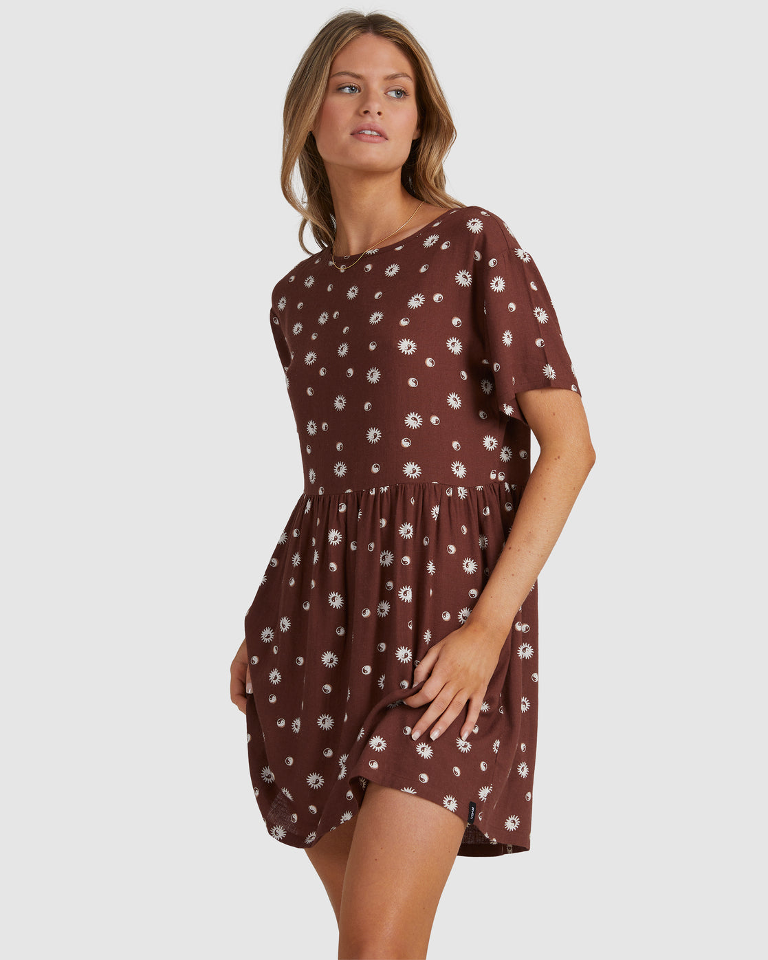 Vestido Rvca Balance Act Cappuccino