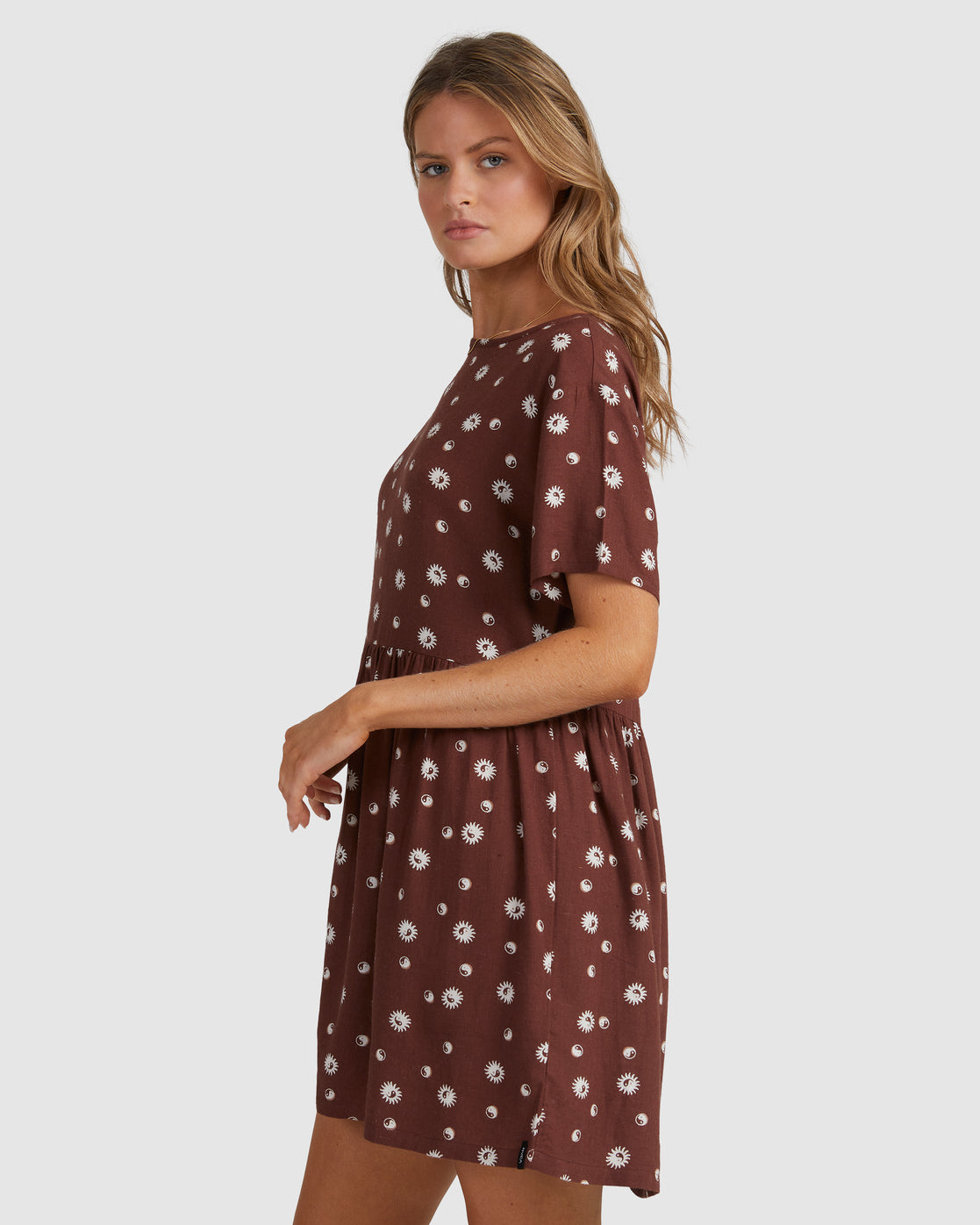 Vestido Rvca Balance Act Cappuccino