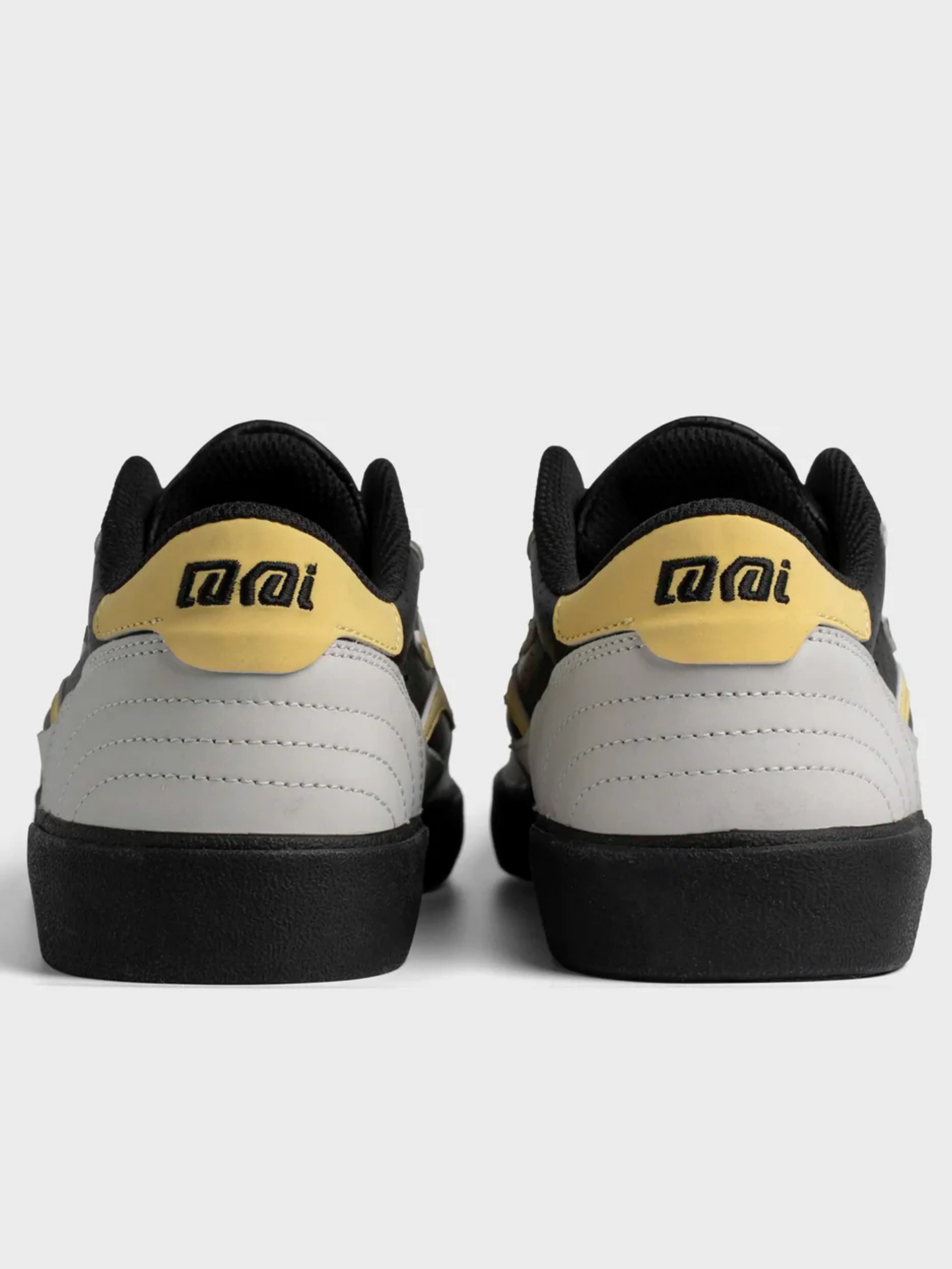 Lakai Cambridge | White Banana Black