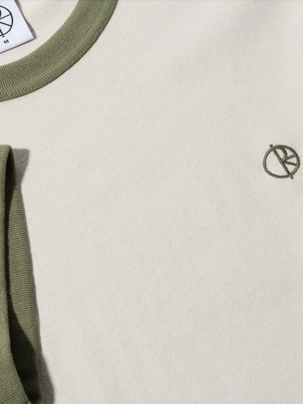 Camiseta Polar Skate Co. Ringer Tee | Pale Taupe / Army Green