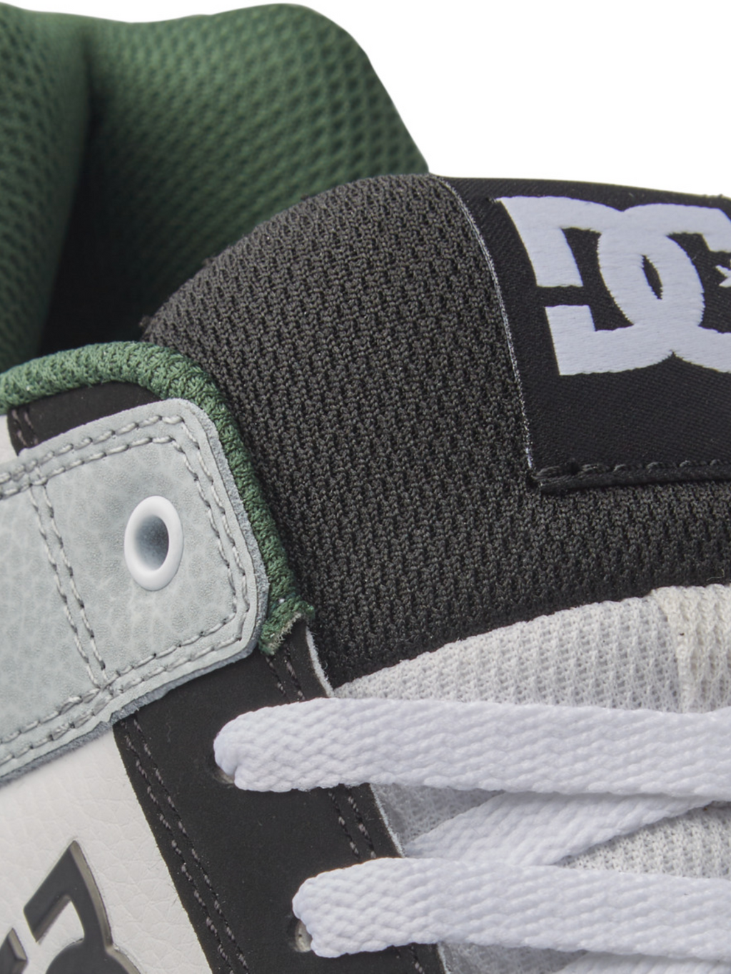 DC Shoes Pure Sneakers - White/Black/Green