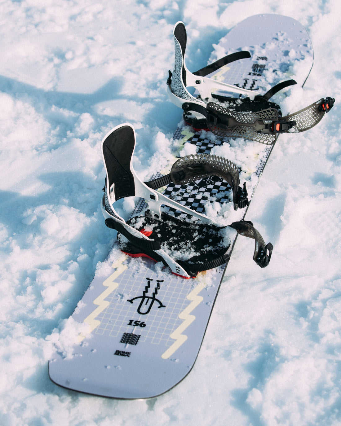 Rome Artifact Snowboard 2024