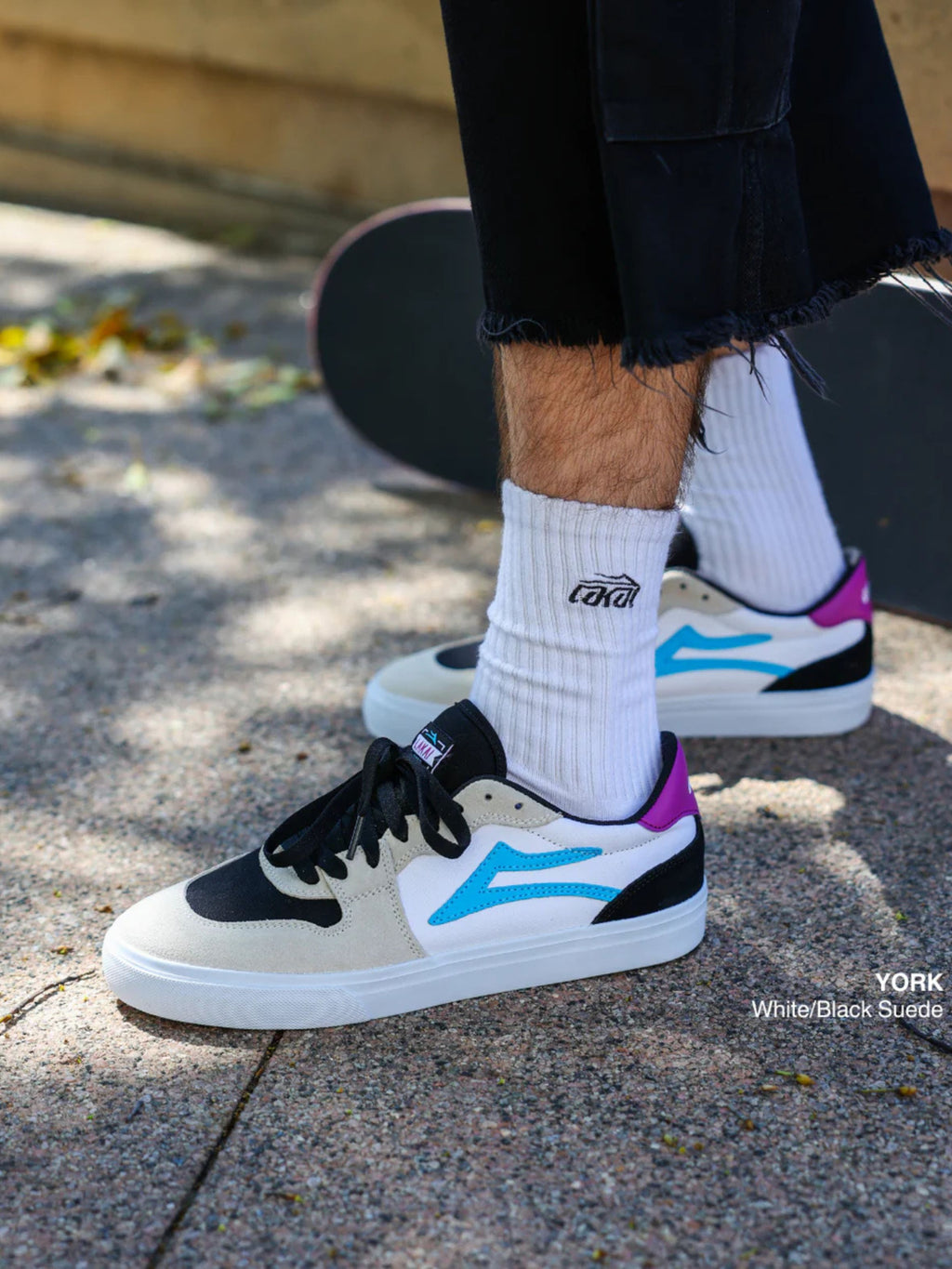 Lakai York Sneakers – Weiß/Schwarzes Wildleder