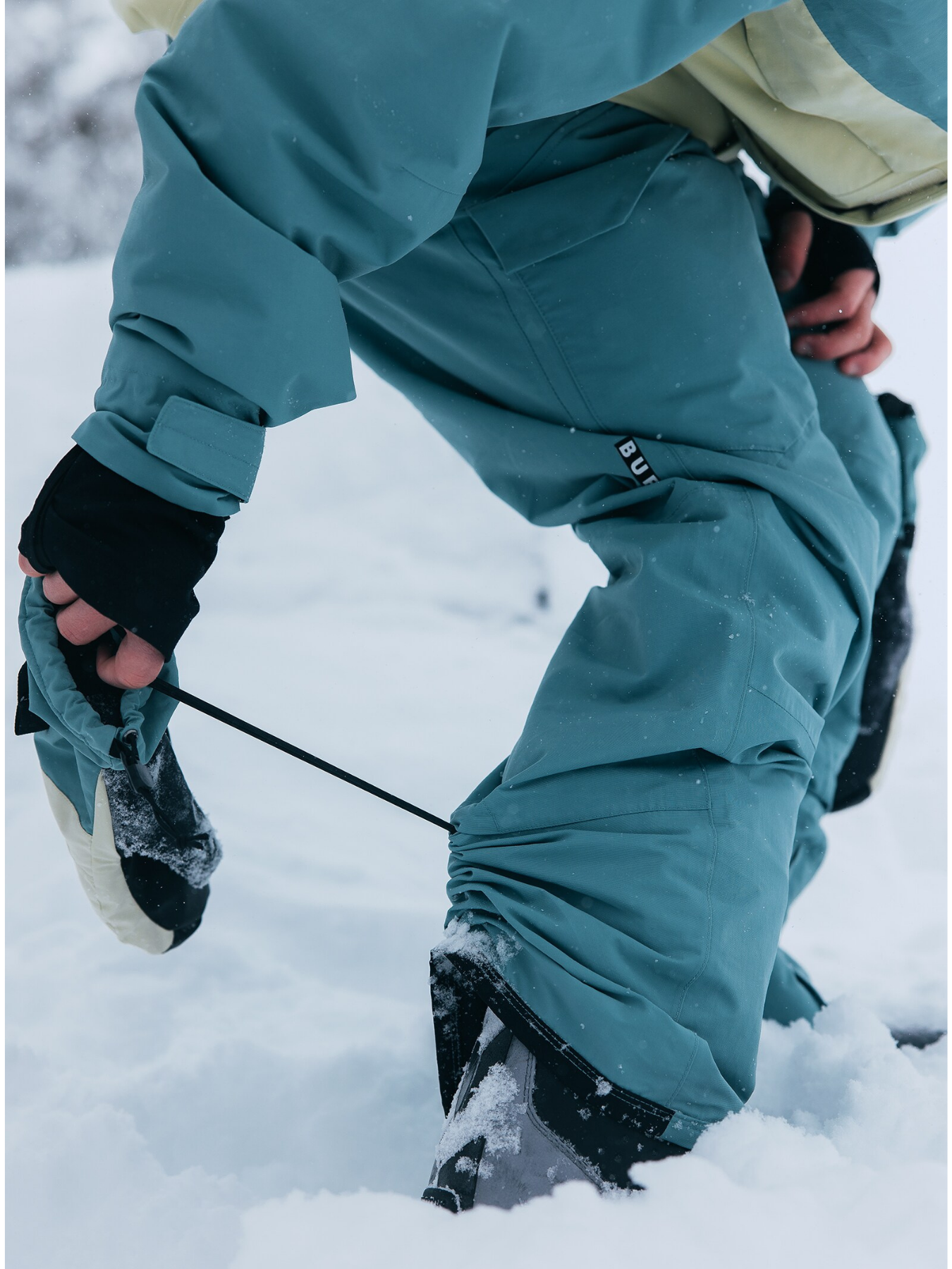 Burton Covert 2.0 Snowboardhose – Rock Lichen