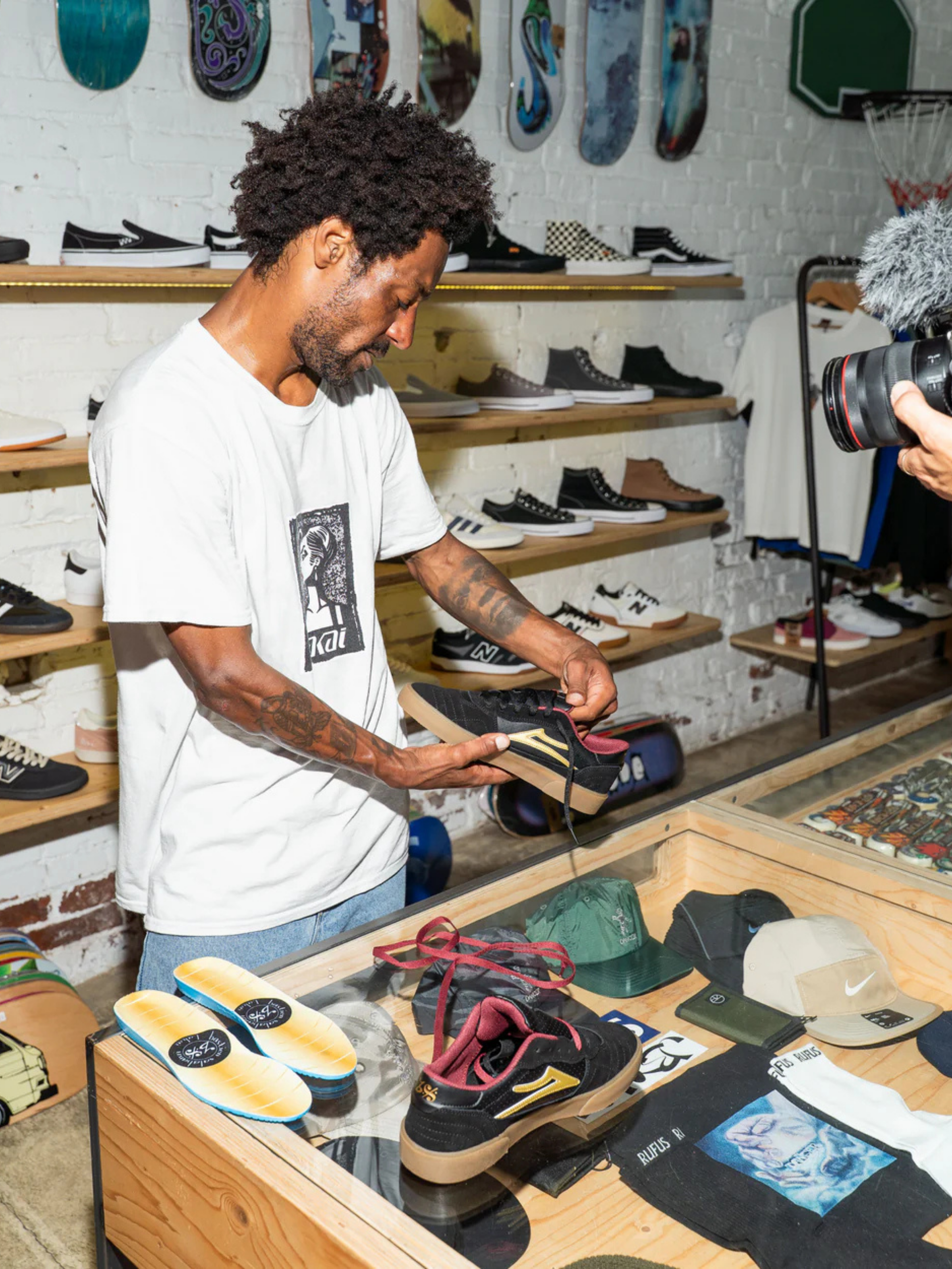 Lakai Cambridge | Bastien Salabanzi