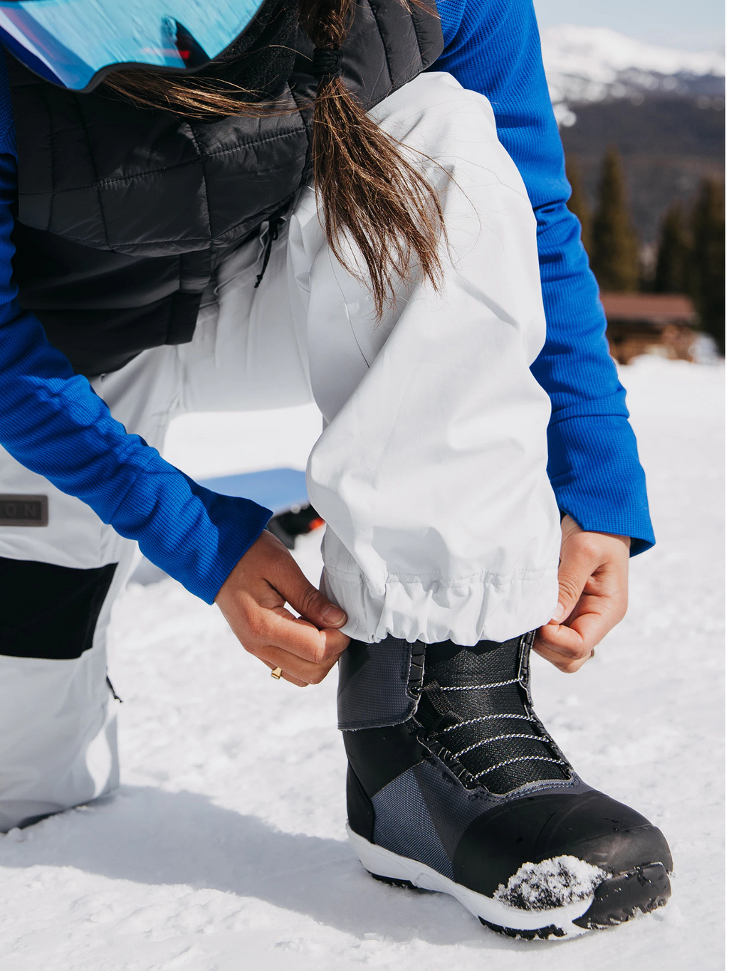 Burton Carbonate GORE-TEX 3L Women's Snowboard Pants Burton Carbonate GORE-TEX 3L Women's Snowboard Pants