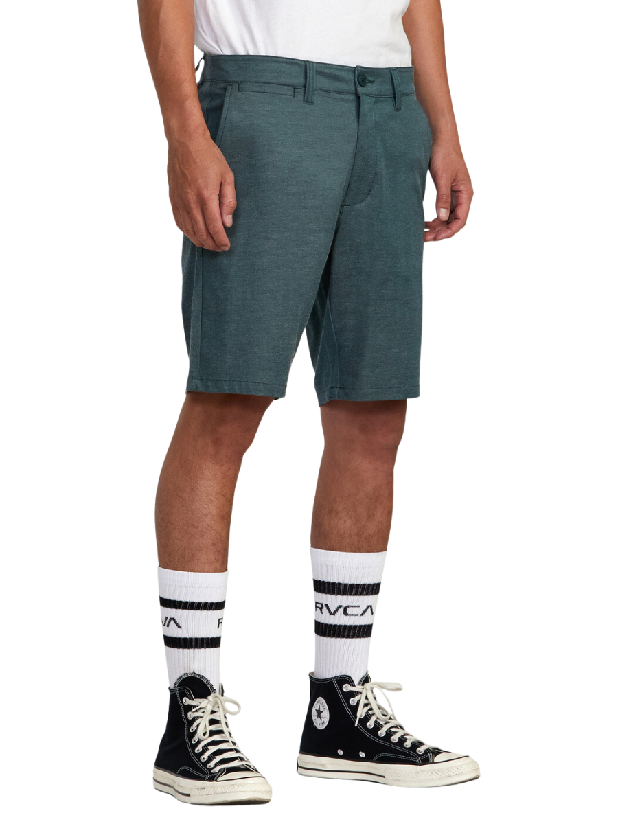 Rvca Back In Hybrid Shorts – Jägergrün