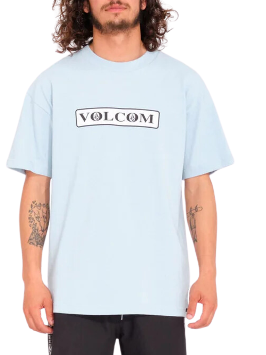 T-Shirt Volcom V Ent Stone X2 - Bleu Céleste | Boutique Volcom | Collection_Zalando | Nouveaux produits | Produits les plus récents | Produits les plus vendus | t-shirts pour hommes | T-shirts à manches courtes pour hommes | surfdevils.com