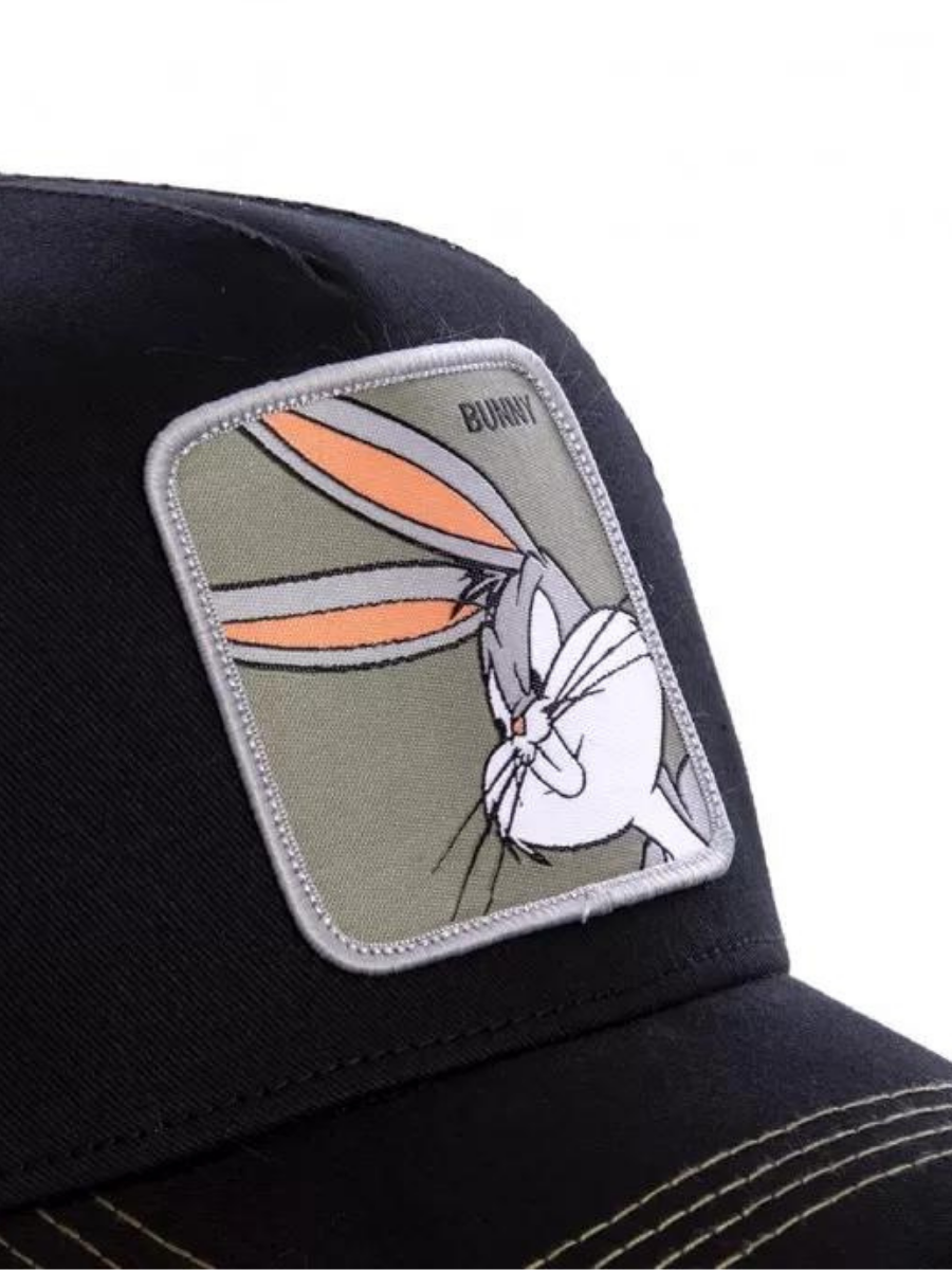 Cappellino trucker Bugs Bunny di Capslab x Looney Tunes - Nero