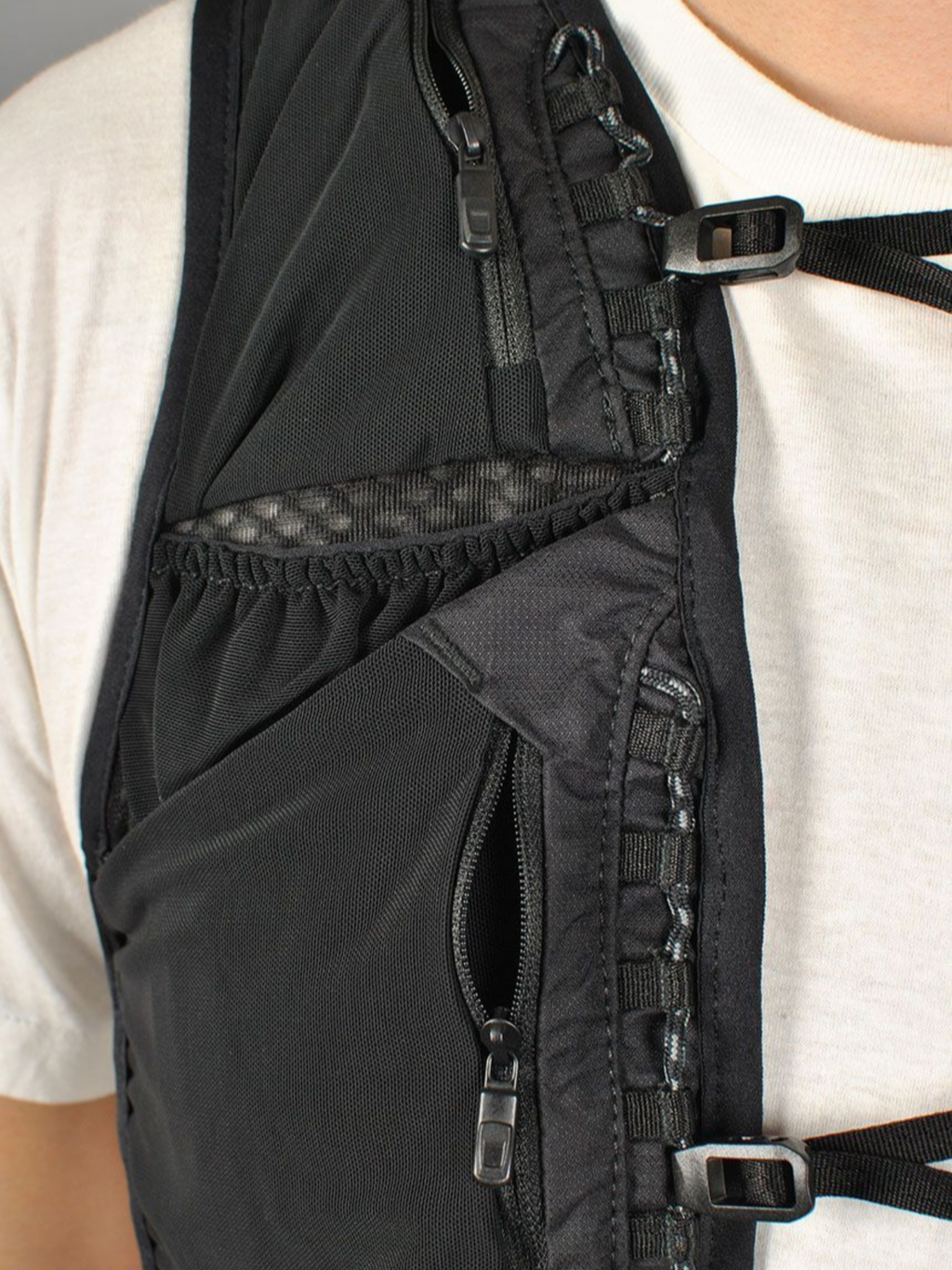 Burton [ak] Surgence 20L Backpack