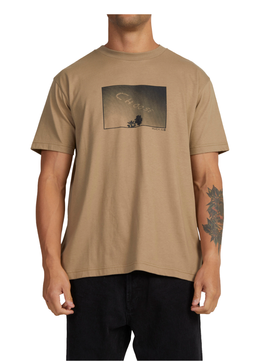 Camiseta RVCA Choose - Tabaco | Camisetas de hombre | Camisetas manga corta de hombre | surfdevils.com