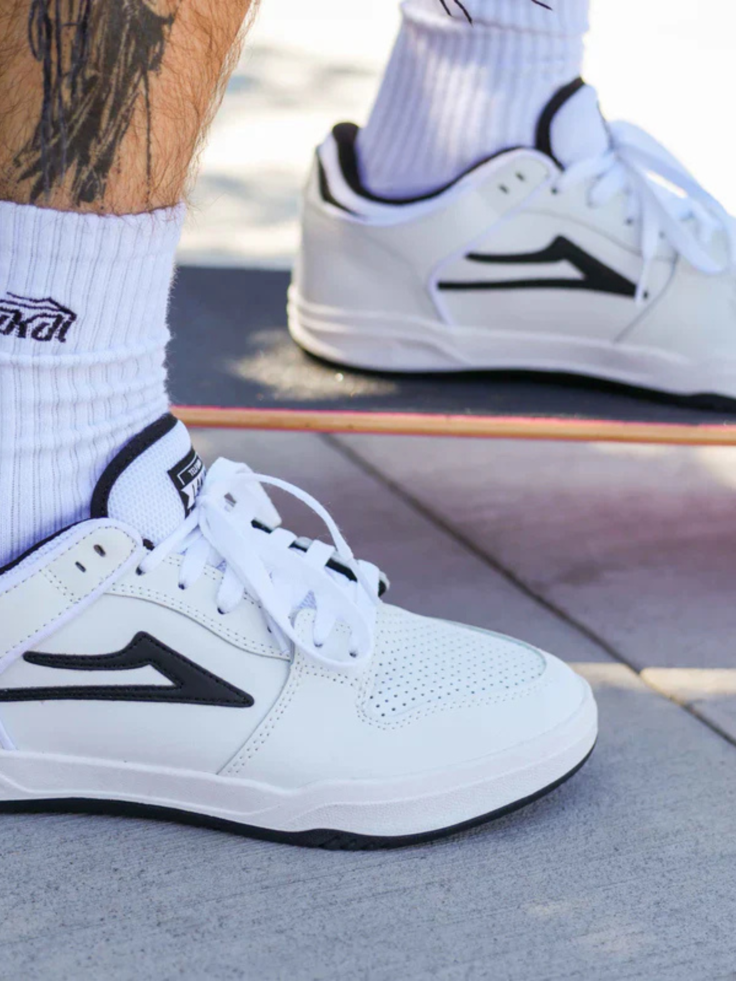 Zapatilla Lakai Telford Low White/Black Leather