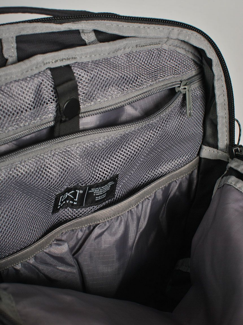 Sac à dos Escape 20L - Gris Titane - Tasmanian Tiger Sac à dos Escape 20L - Gris Titane - Tasmanian Tiger