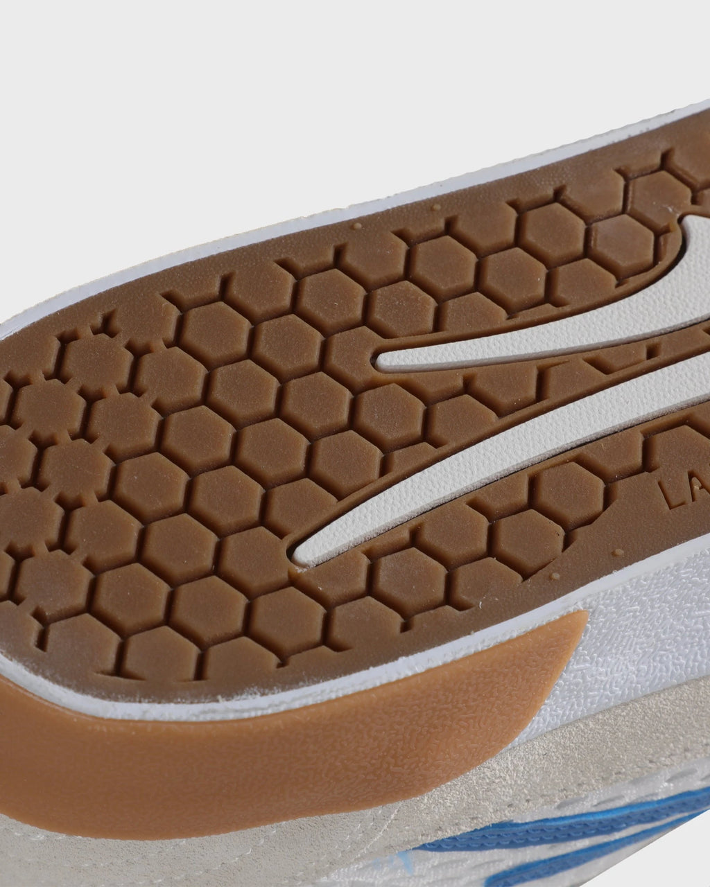 Lakai Men's Cambridge calzado hombre detail 4 | WHITE SUEDE PARISIAN GUM