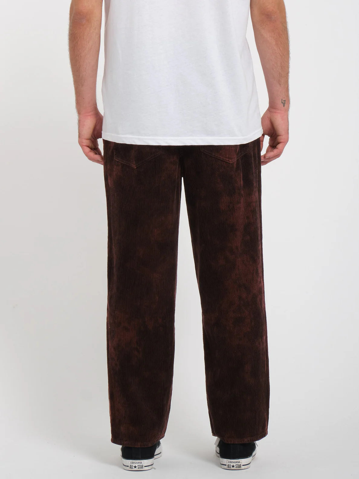 Calça de veludo cotelê Billow Tapered da Volcom - Chocolate Amargo | Calças Jeans | Coleção_Zalando | Loja Volcom | Novos produtos | Produtos mais recentes | Produtos mais vendidos | Produtos mais vendidos | Roubos de ações | Todas as calças masculinas | surfdevils.com