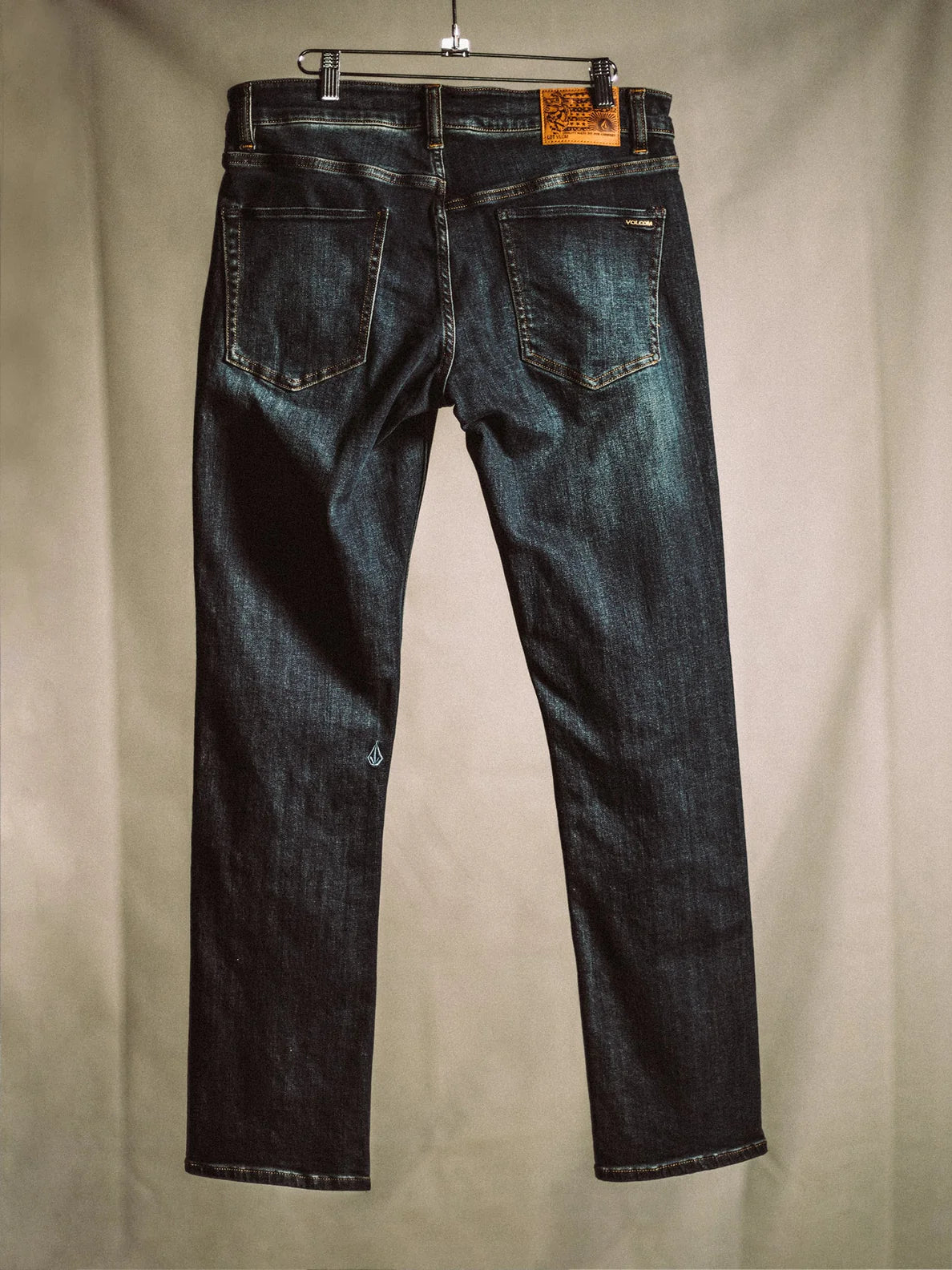 Volcom Vorta Jeans – Vintage Blau