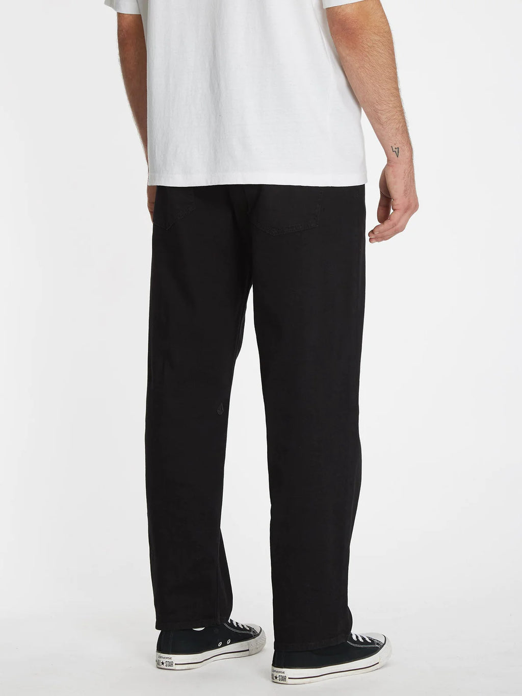 Volcom Modown Tapered Denim Jeans – Schwarz auf Schwarz