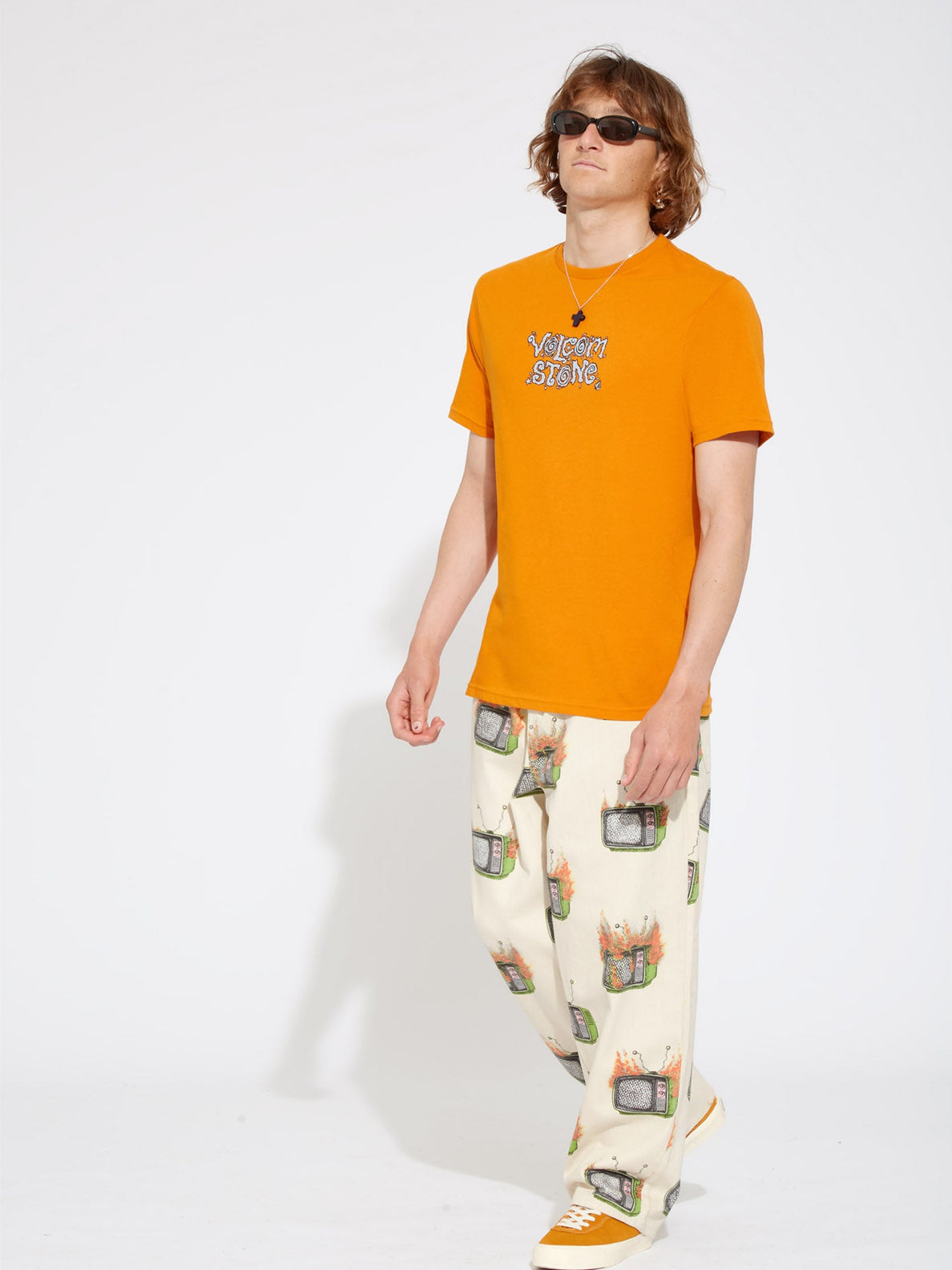 Camiseta Volcom Justin Hager In Type SS - Saffron | Camisetas de hombre | Camisetas manga corta de hombre | Volcom Shop | surfdevils.com