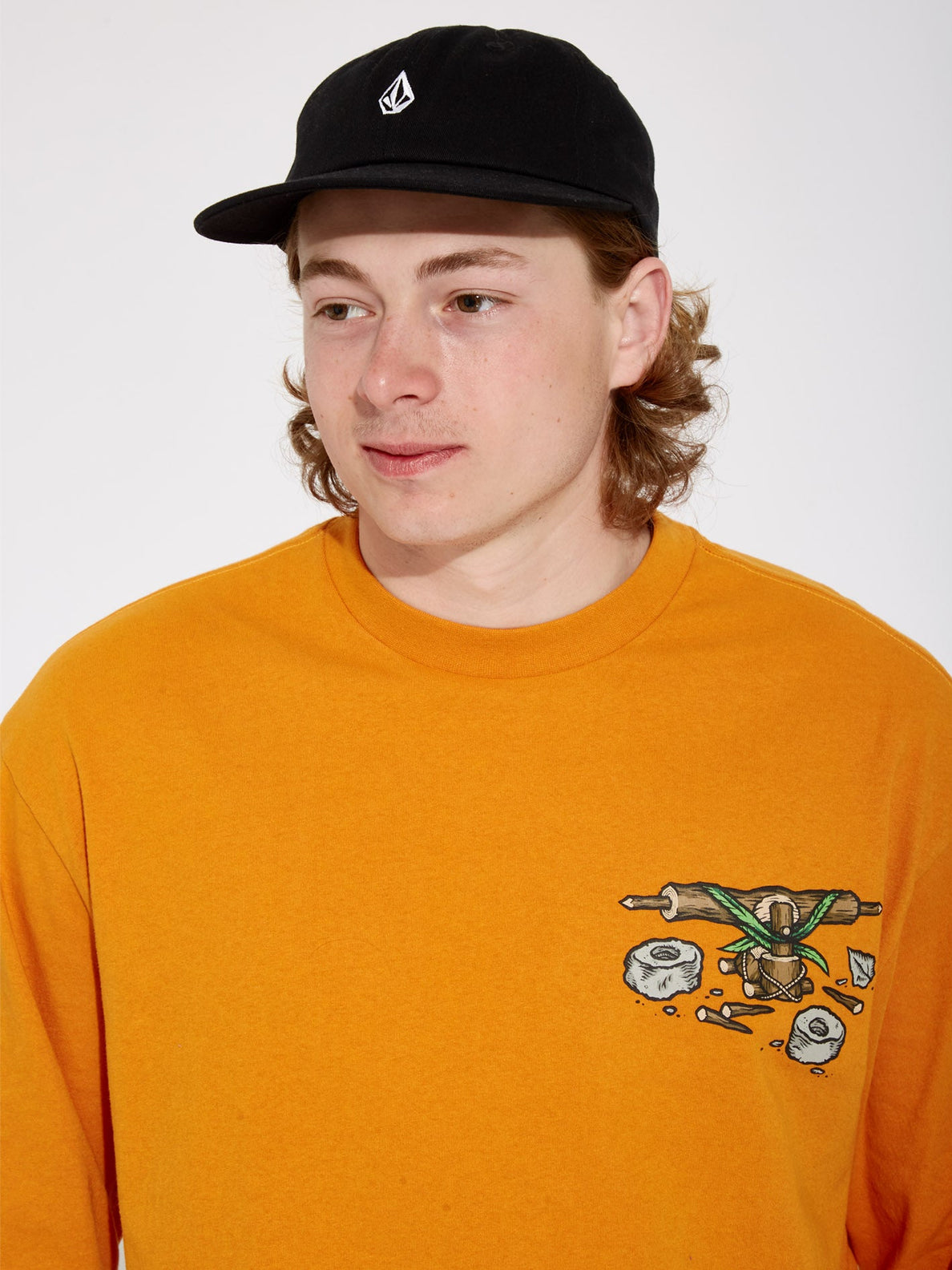 Camiseta Volcom Todd Bratrud Ls Saffron | Camisetas de hombre | Camisetas manga corta de hombre | Volcom Shop | surfdevils.com