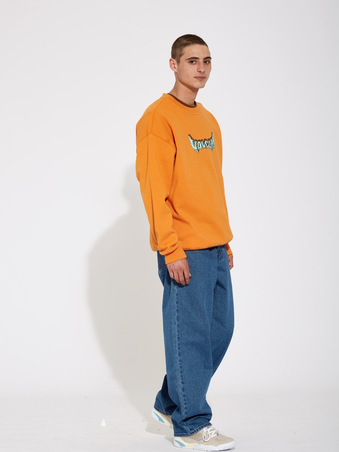 Felpa Volcom Nofing Crew color zafferano