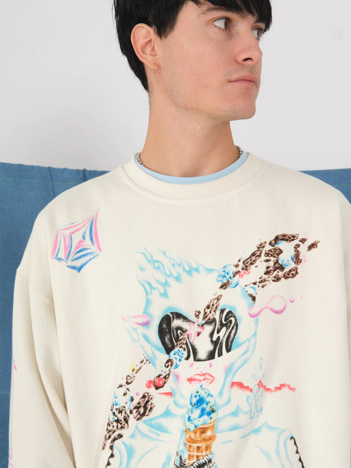 Sweat Volcom Sam Ryser Crew - Off White | Nouveaux produits | Produits les plus récents | Produits les plus vendus | surfdevils.com