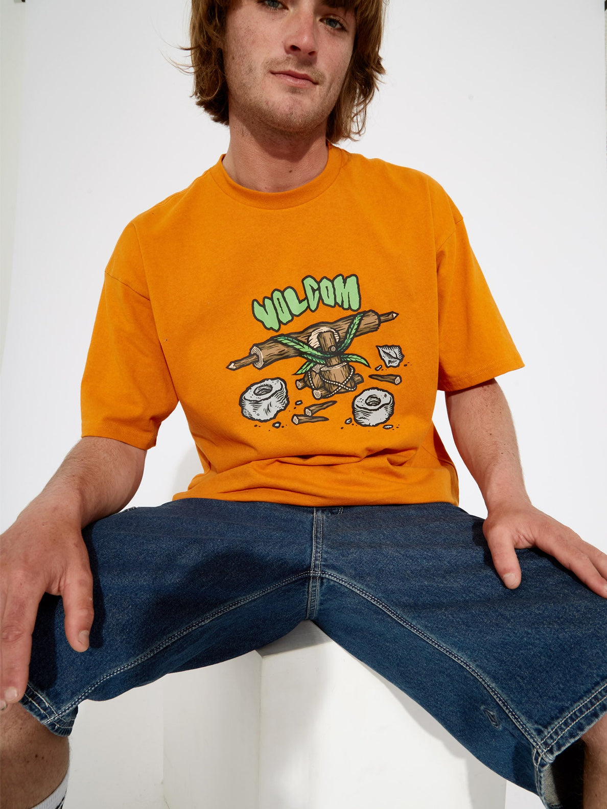 Camiseta Volcom Todd Bratrud SS Saffron | Camisetas de hombre | Camisetas manga corta de hombre | Volcom Shop | surfdevils.com