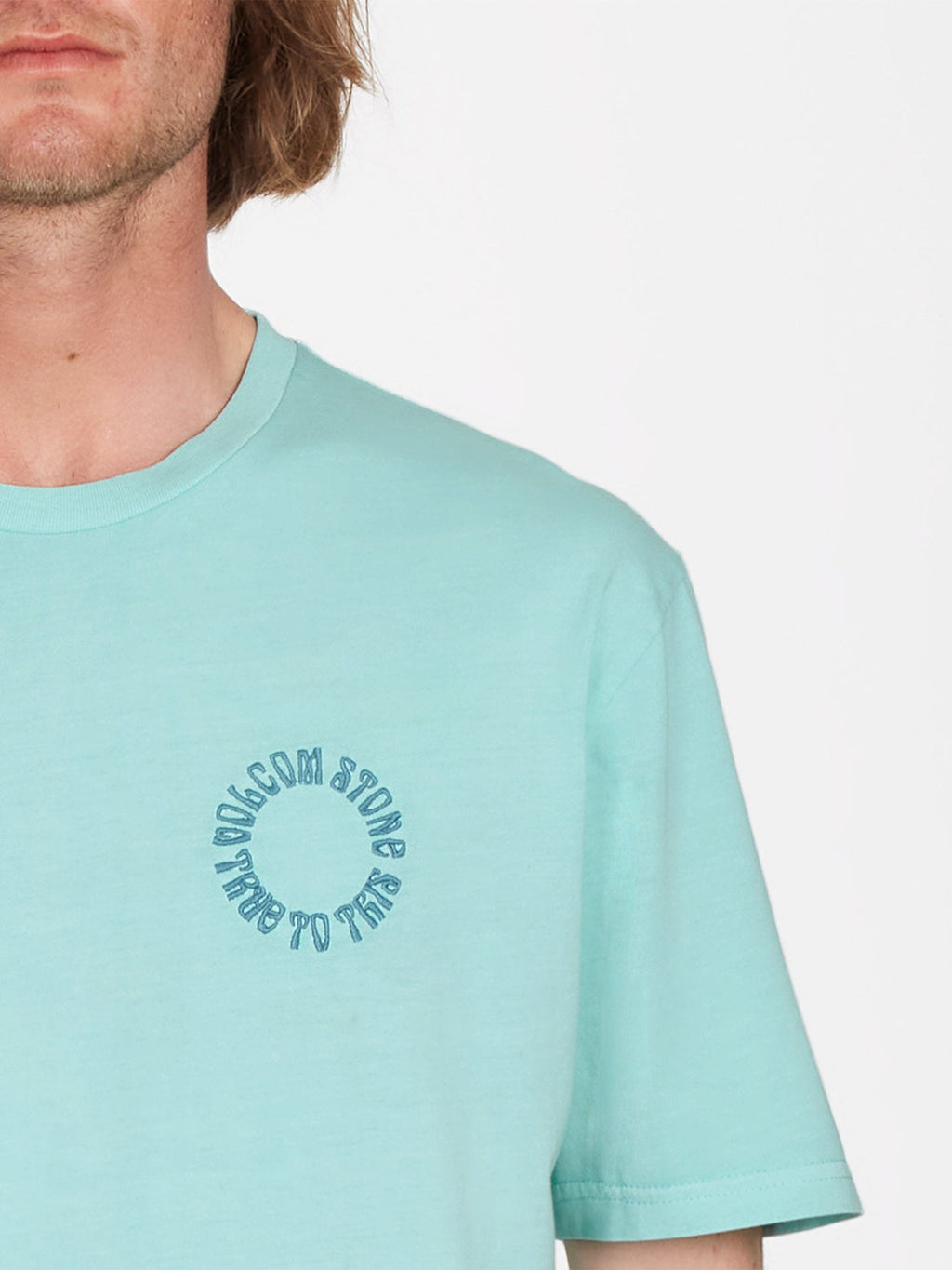 T-shirt verde bottiglia di Volcom Circle Emb ss