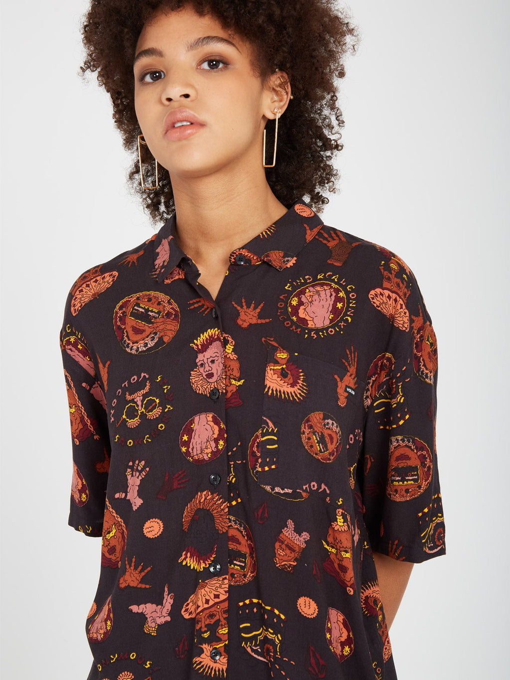 Volcom Connected Minds Women's Short Sleeve Shirt - Black