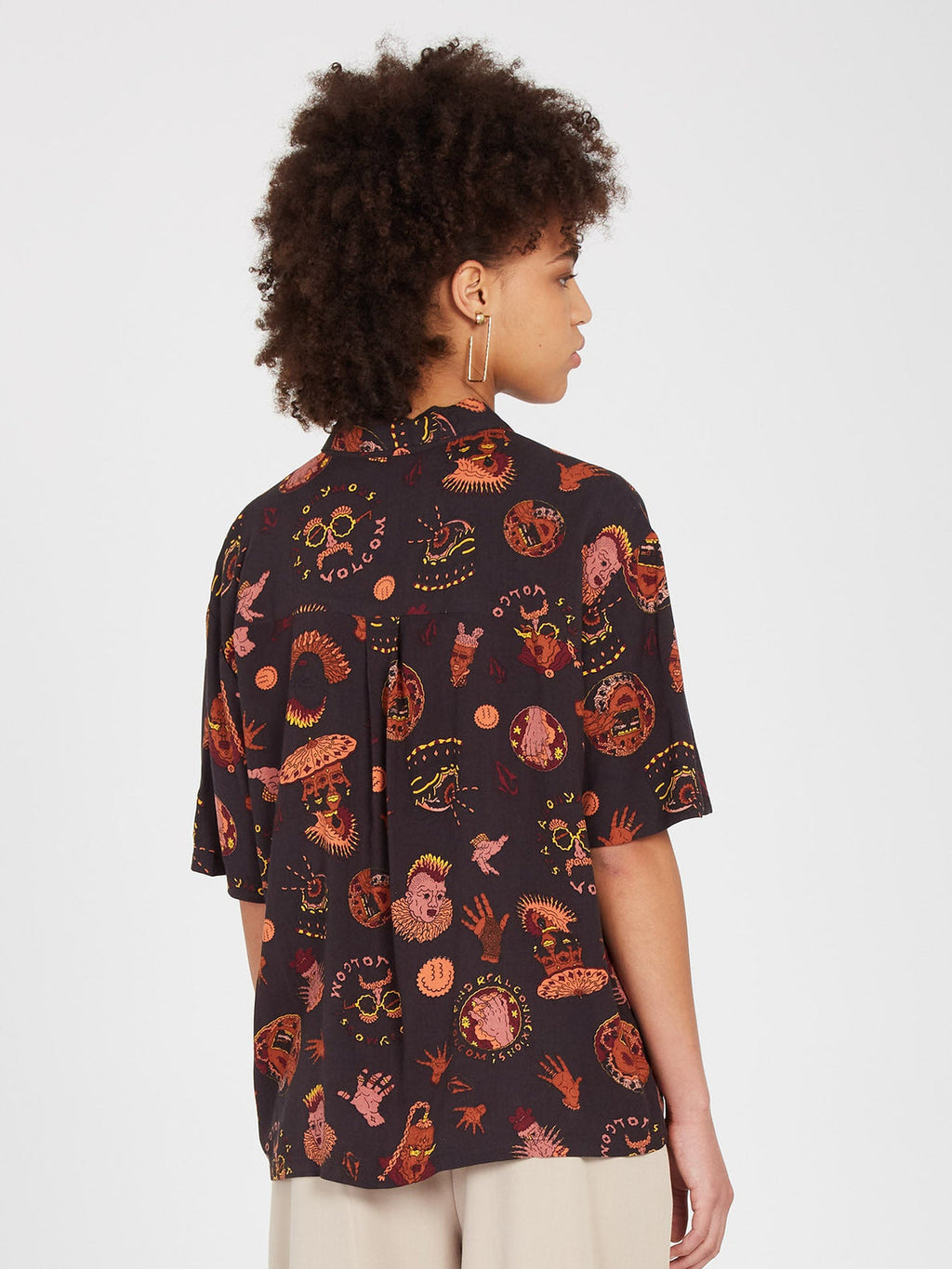 Volcom Connected Minds Women's Short Sleeve Shirt - Black