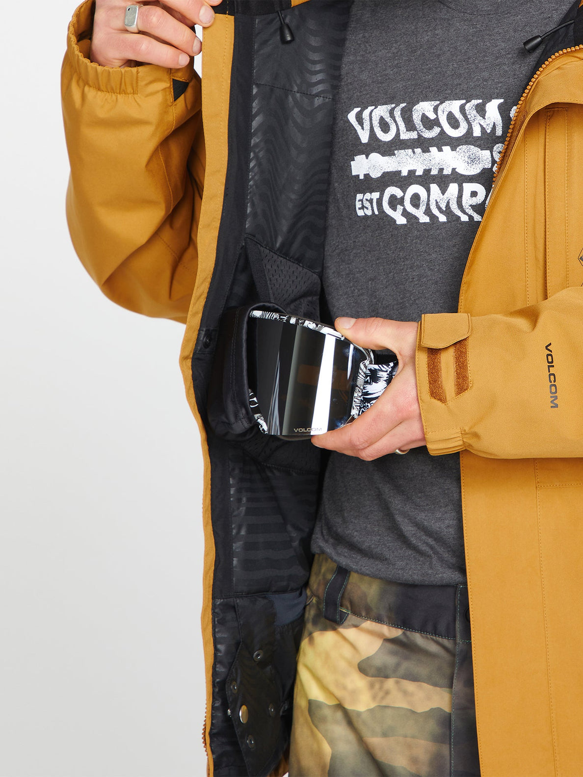 Volcom Dua Gore-Tex Jacket Snowboard Jacket - Caramel