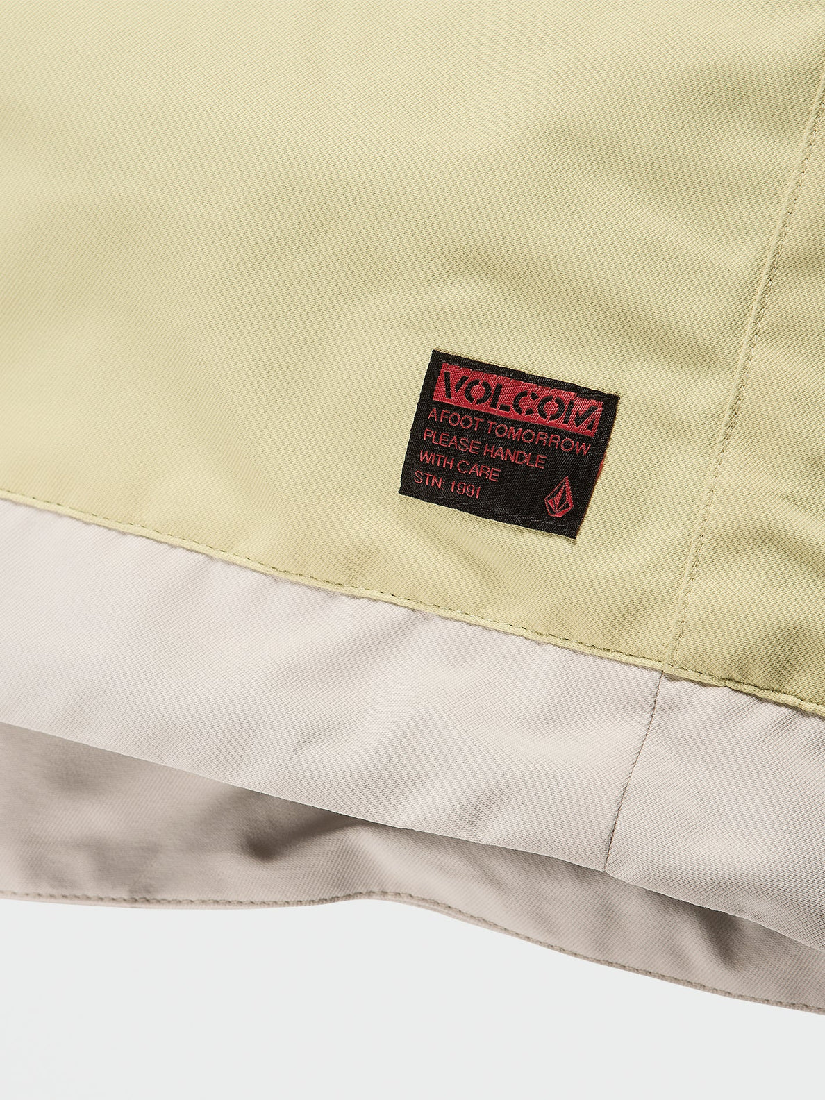 Volcom Longo Pullover Snowboard Jacket - Yellow
