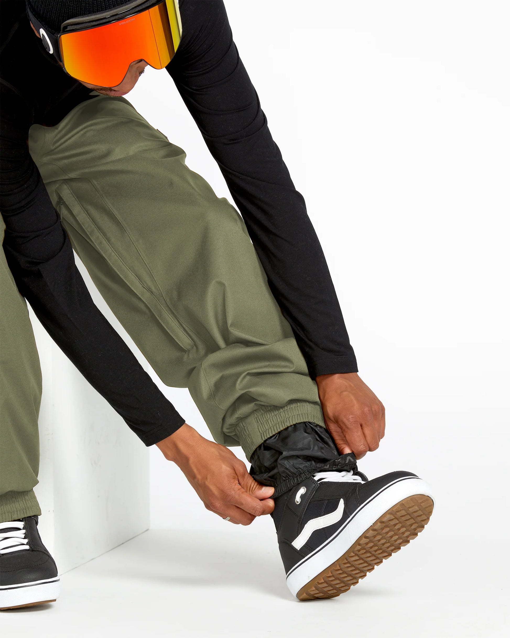 Volcom Arthur 20K Snowboard Pants - Ivy | Collection_Zalando | Men's snowboard pants | Snowboard Shop | Volcom Shop | surfdevils.com