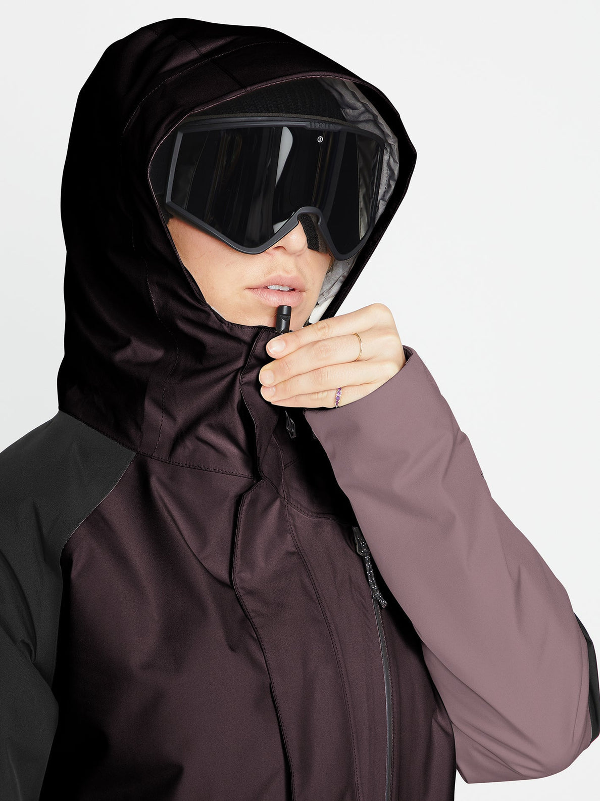 Chaqueta de snowboard Mujer Volcom Aris Insulated Gore-Tex Jacket - Black Plum | Snowboard Gore-Tex | surfdevils.com