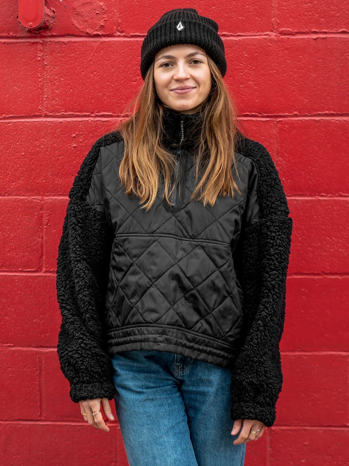 Forro Técnico Chica Volcom Ferron Pullover - Black | Snowboard Shop | Sudaderas de snowboard | Volcom Shop | surfdevils.com