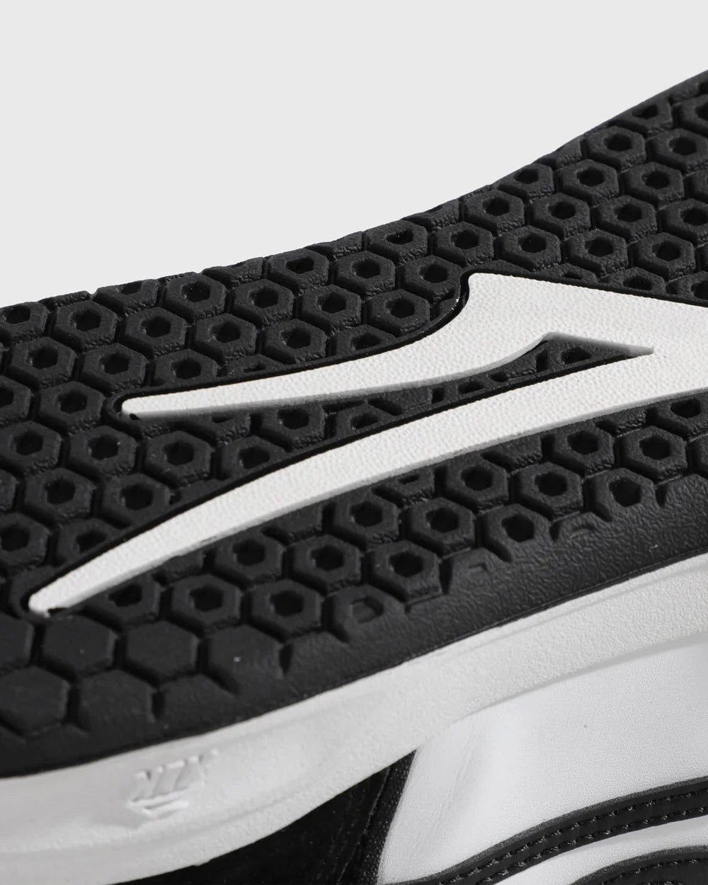 Lakai Men's Telford Low calzado hombre detail 4 | BLACK WHITE SUEDE
