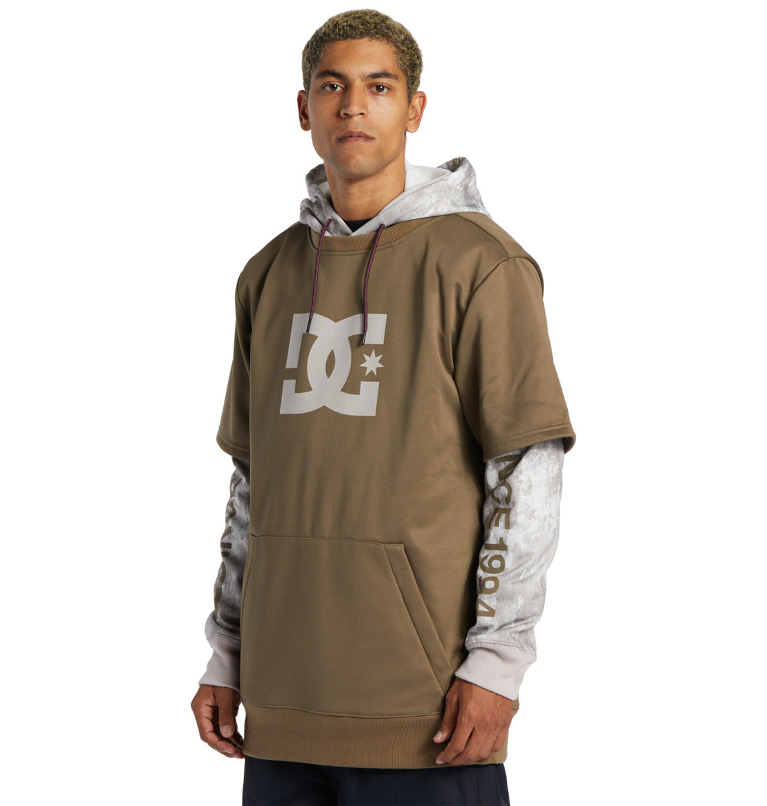 Sweat à capuche technique DC Shoes Dryen - Sand Stone | Nouveaux produits | Produits les plus récents | Produits les plus vendus | surfdevils.com