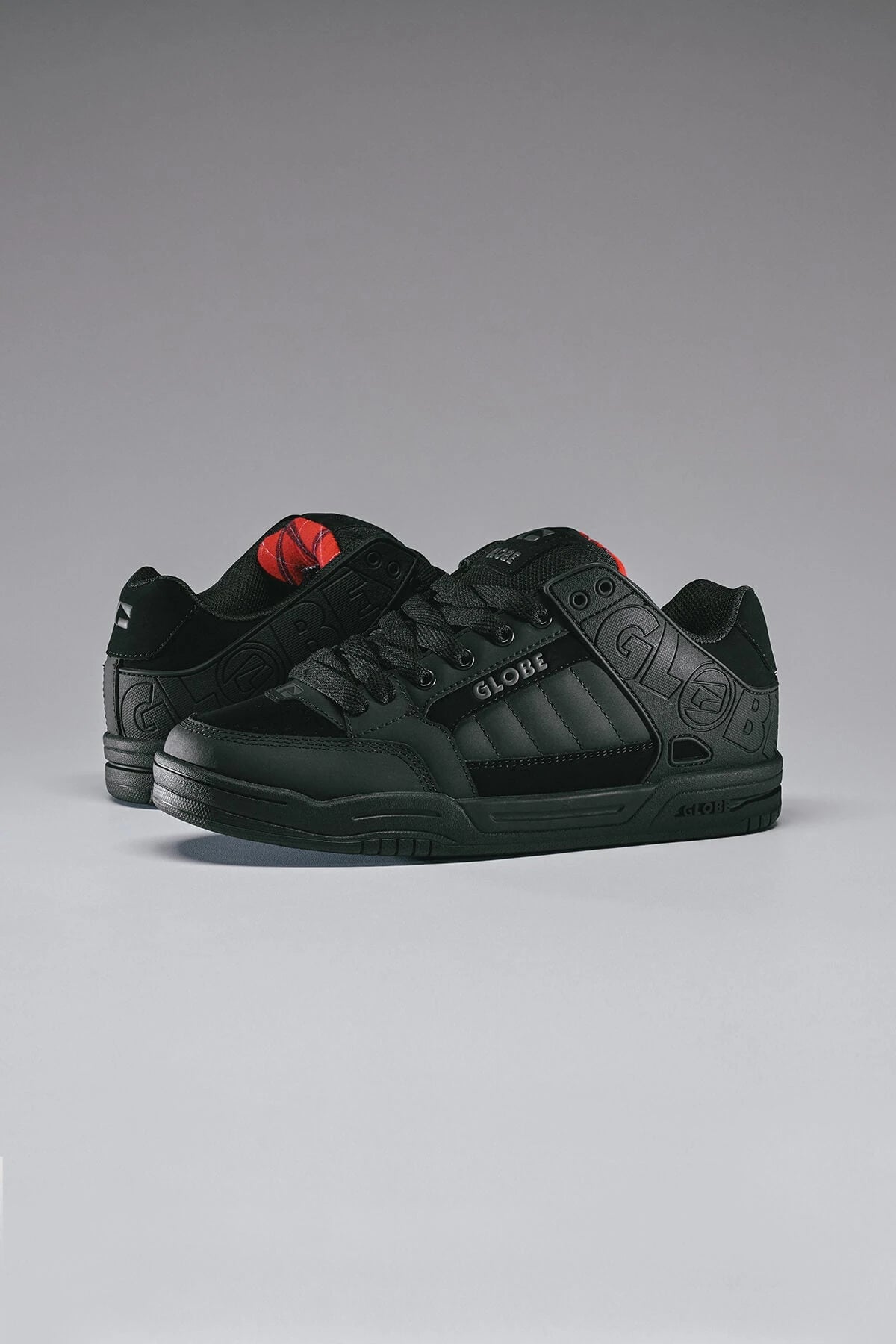Globe Tilt calzado hombre detail 3 | Black/Red/Tartan