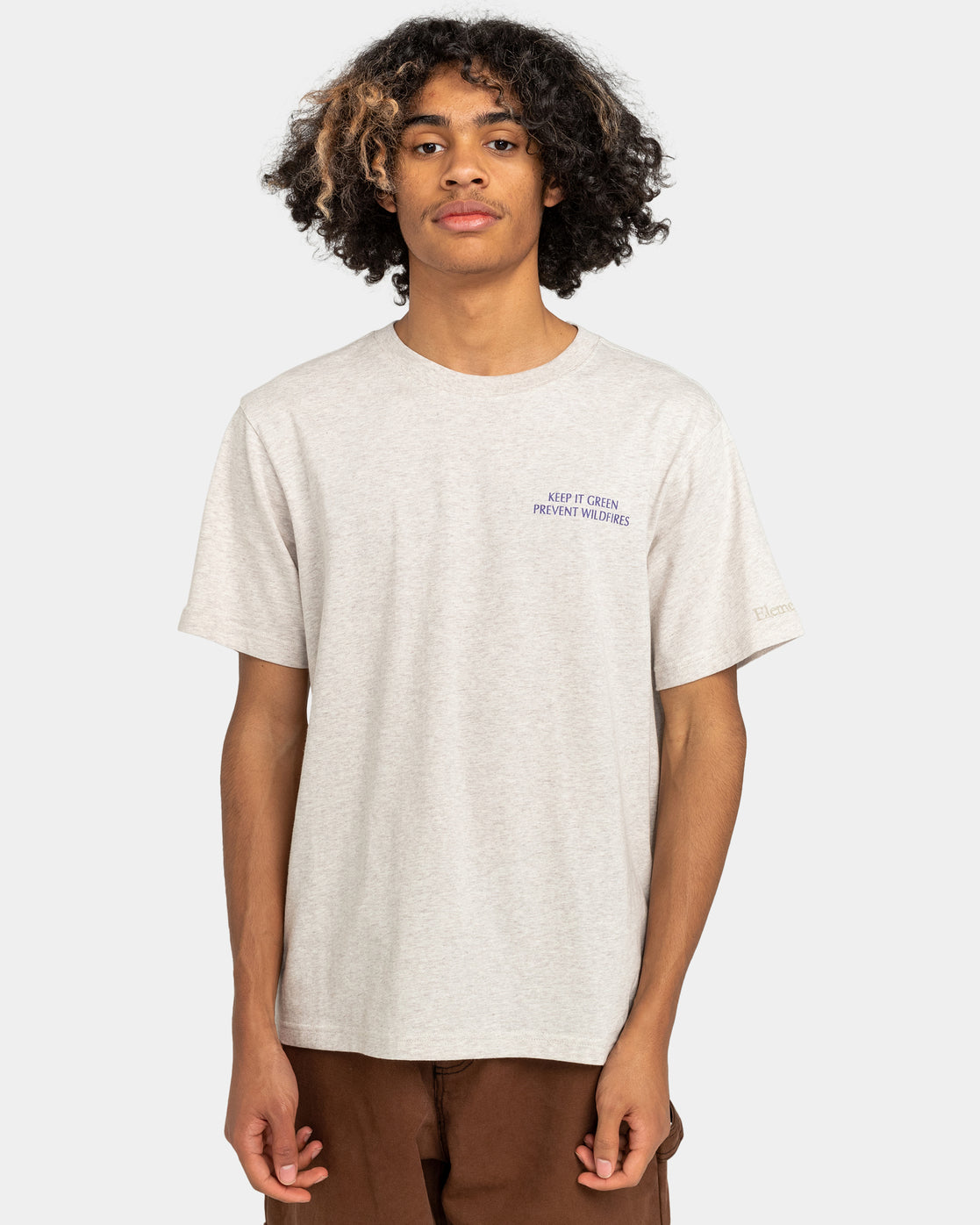 Camiseta Smokey Bear x Element Forest Future - Heather Grey | Camisetas de hombre | Camisetas manga corta de hombre | Element | surfdevils.com