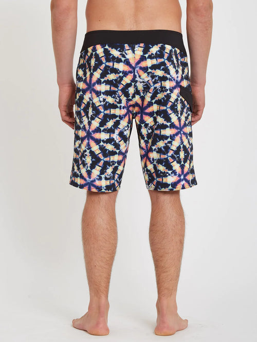 Volcom Mod Revoke 20" New Black Swimsuit
