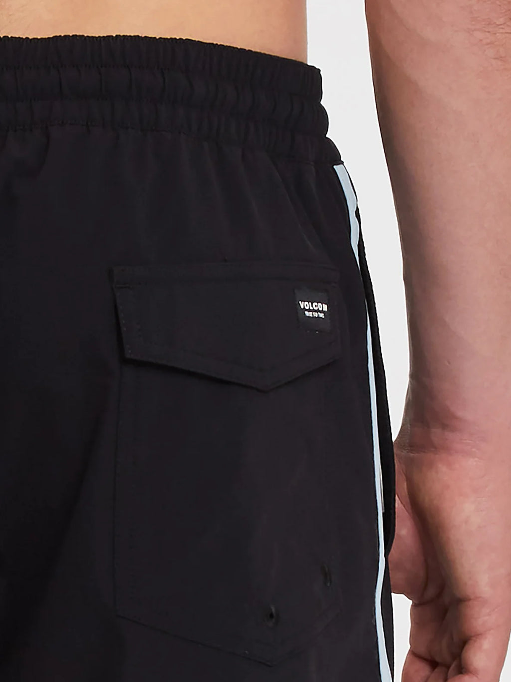 Volcom Lido Liberators 17" Badeanzug Schwarz