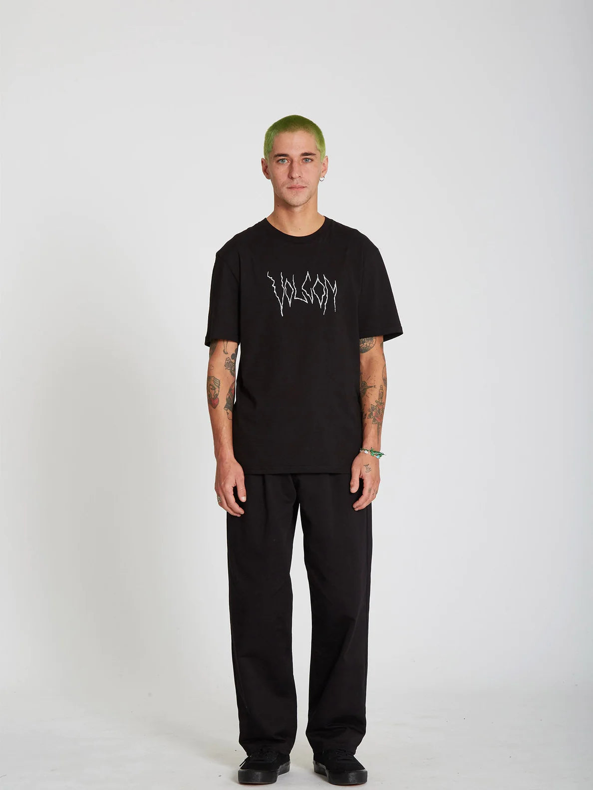 Camiseta Volcom Stone Watcher Basic Black | Best selling products | No Koongo | surfdevils.com