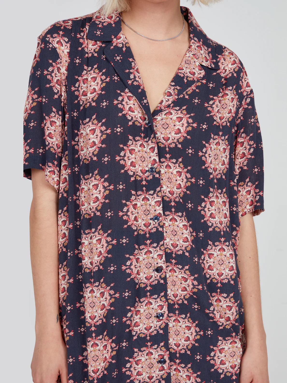 Volcom Thee Metallion Top Mitternachtsblaues Shirt