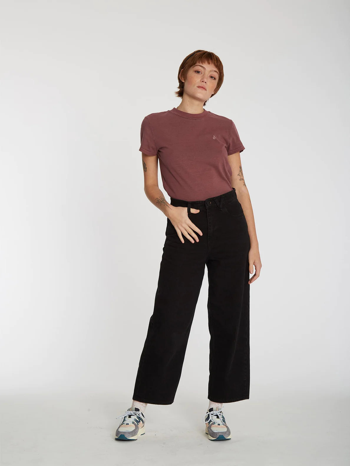 Volcom Solid Stone Emb Tee Burgundy Girl's T-Shirt | Best selling products | Collection_Zalando | Koongo | No Koongo | Stock Steals | Volcom Shop | Women's short sleeve t-shirts | surfdevils.com