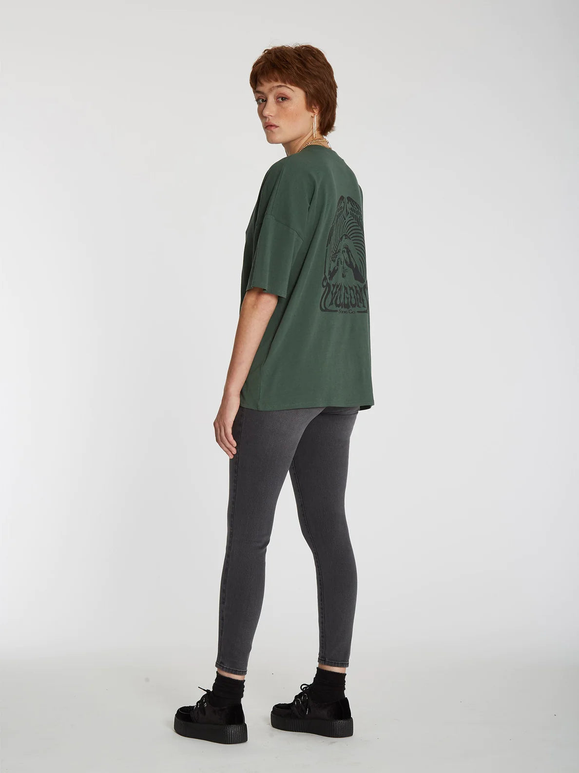 Volcom Voltrip Tee Dunkles Kiefern-Mädchen-T-Shirt