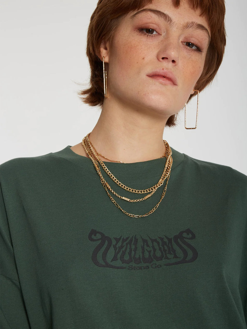 Volcom Voltrip Tee Dunkles Kiefern-Mädchen-T-Shirt
