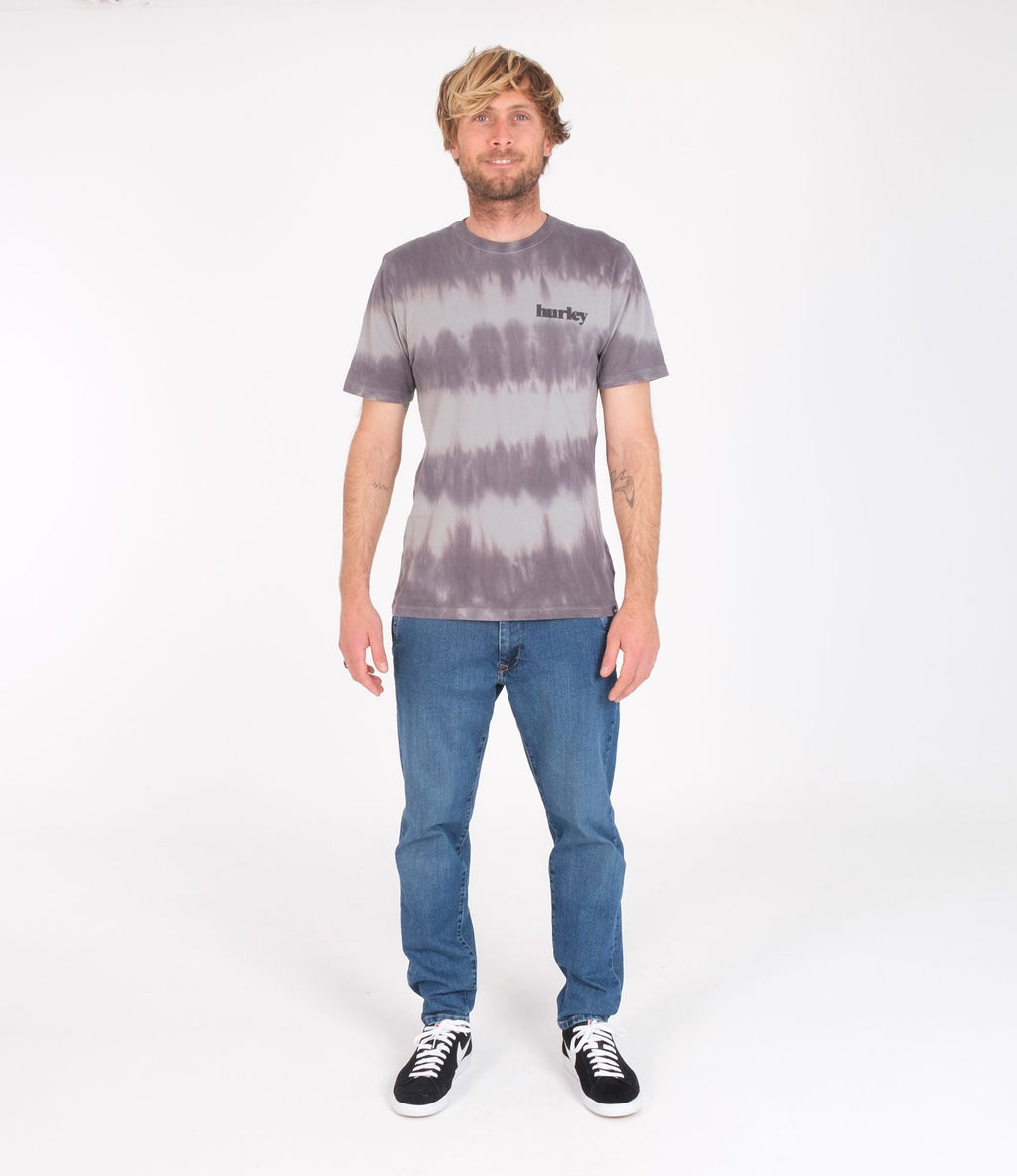 Hurley | Camiseta Hurley Everyday washed Tie Dye Particly Grey  | Camisetas, Camisetas manga corta, Men, Ropa | 
