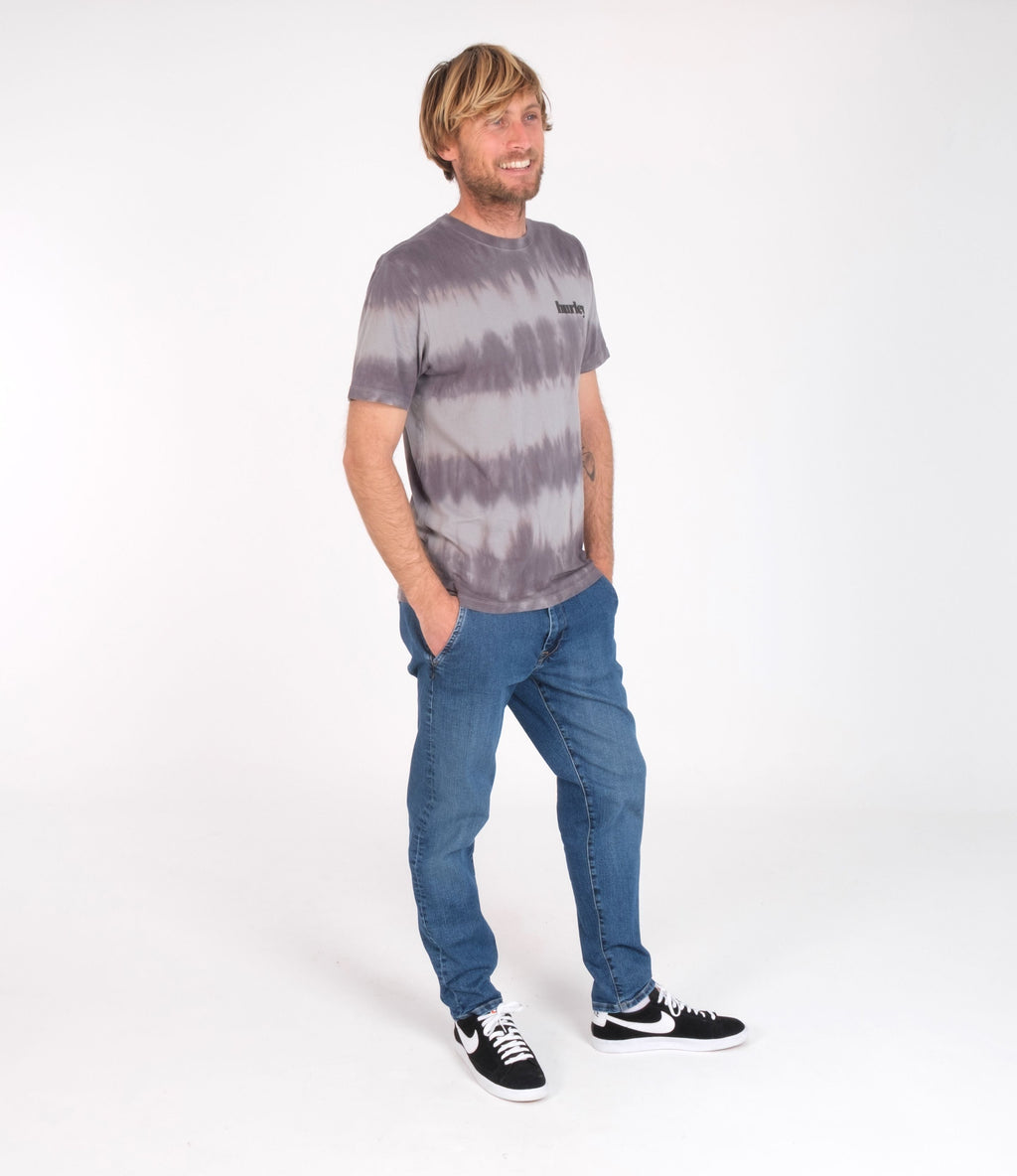 Hurley | Camiseta Hurley Everyday washed Tie Dye Particly Grey  | Camisetas, Camisetas manga corta, Men, Ropa | 